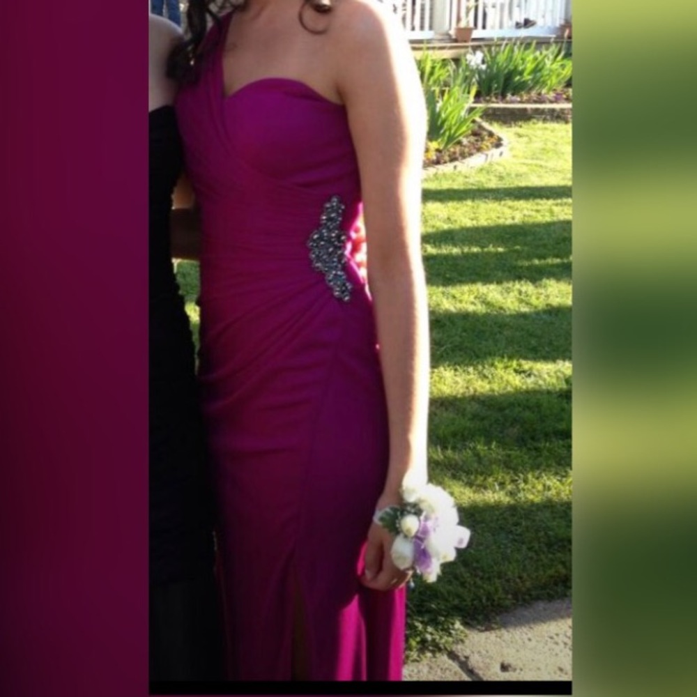 Prom dress - Picture 6 of 6